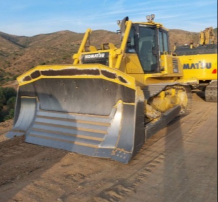 Komatsu D65