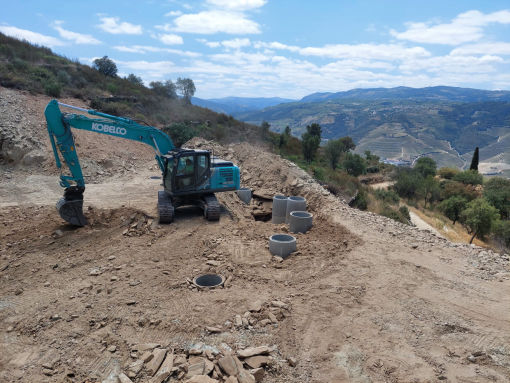 Kobelco 180