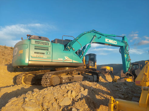 Kobelco 210-11