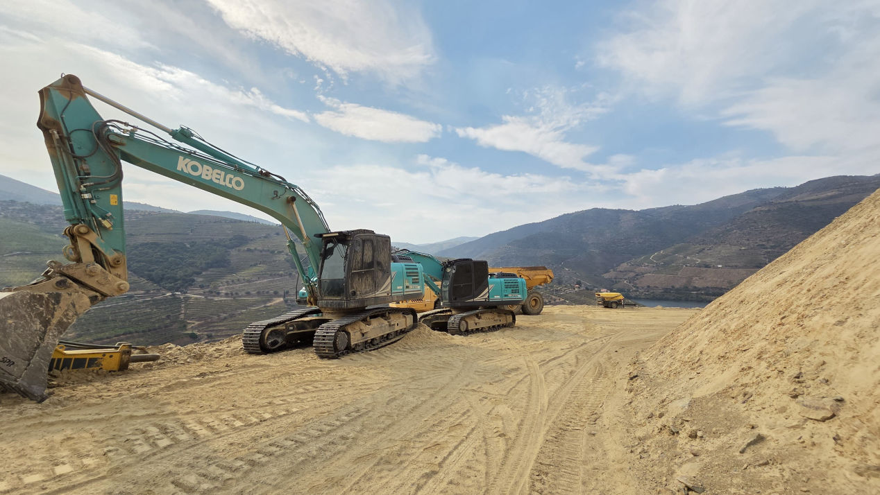 Kobelco 210-11